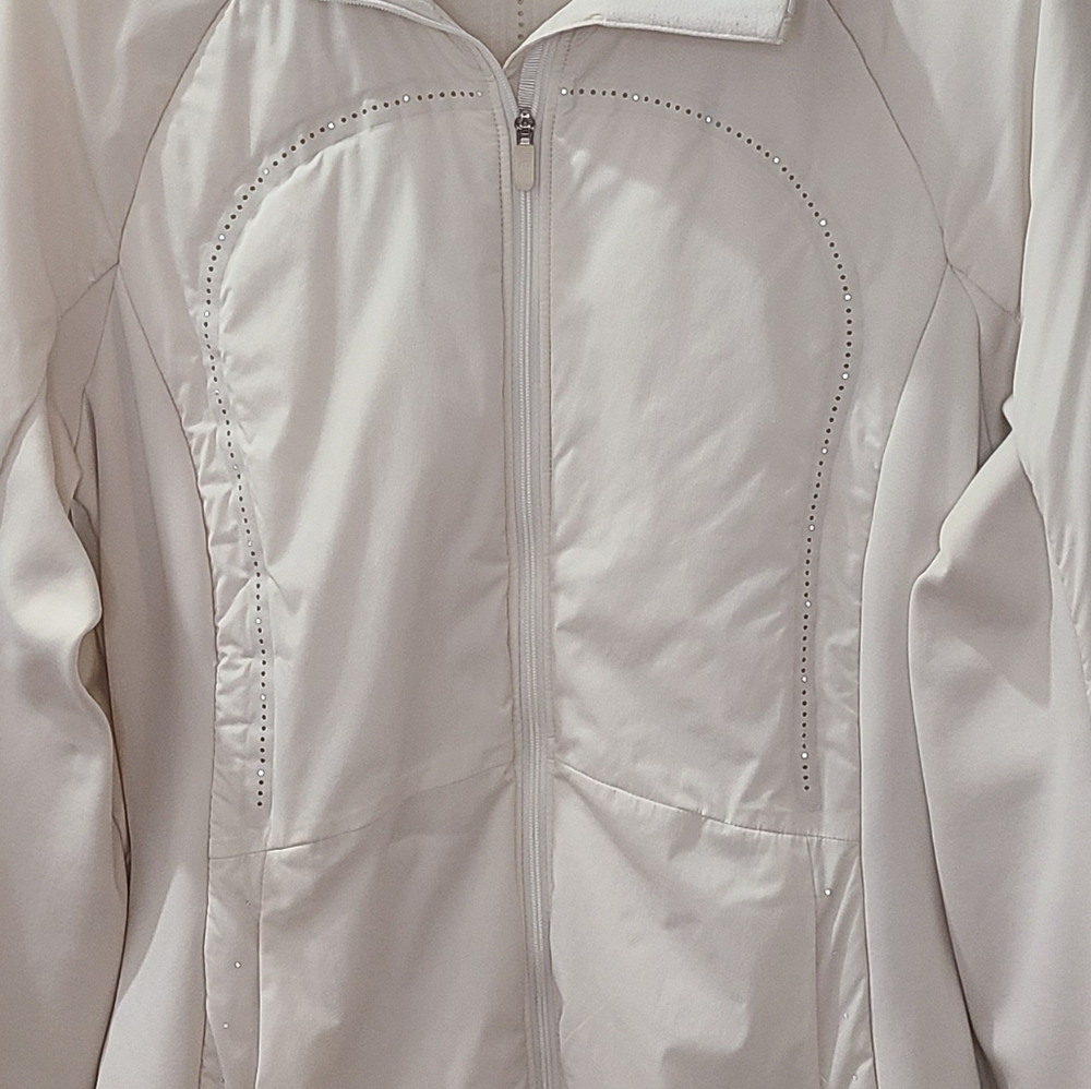 Lululemon Run For Cold Thermo-regulating Reflective Active Jacket in White Sz 4 - Picture 5 of 16